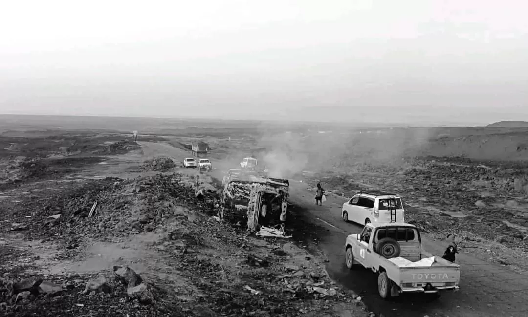 العليمي يوجه بسرعة الاستجابة الإنسانية لحادث العرقوب في أبين (تفاصيل)