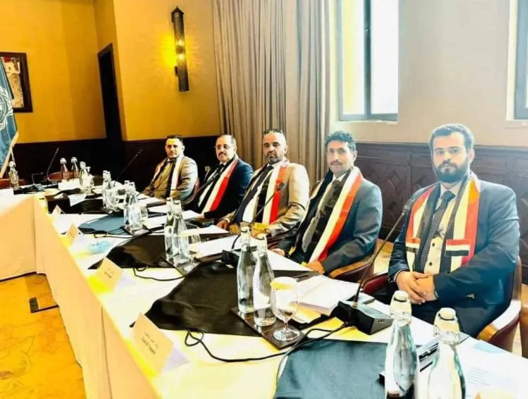 وفد الحكومة يتوجه إلى الأردن لاستكمال مفاوضات تبادل الأسرى مع الحوثيين