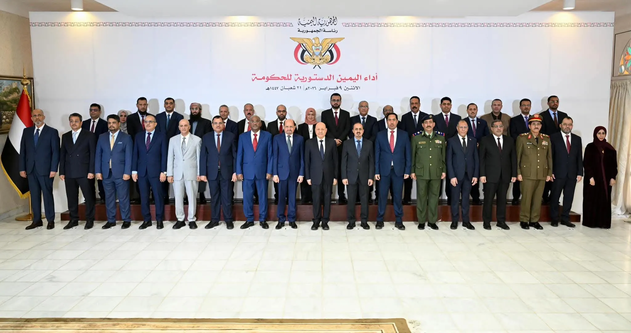 توجيهات رئاسية بسرعة عودة الحكومة إلى عدن وسط تحذيرات من التصعيد (تفاصيل)