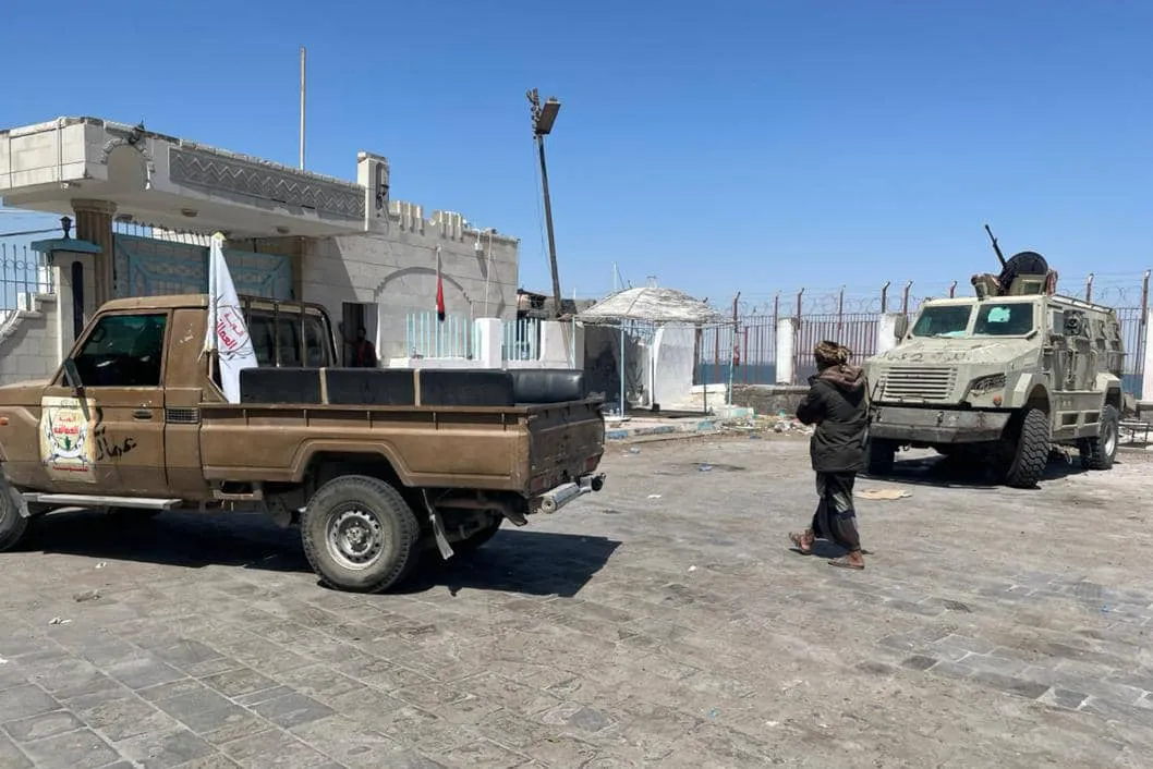 إغلاق مقرين للانتقالي المنحل في عدن بتوجيهات المحرمي