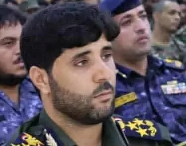 قيادي حوثي يحتجز مبلغ 300 ألف دولار ووثائق مستثمر في إب