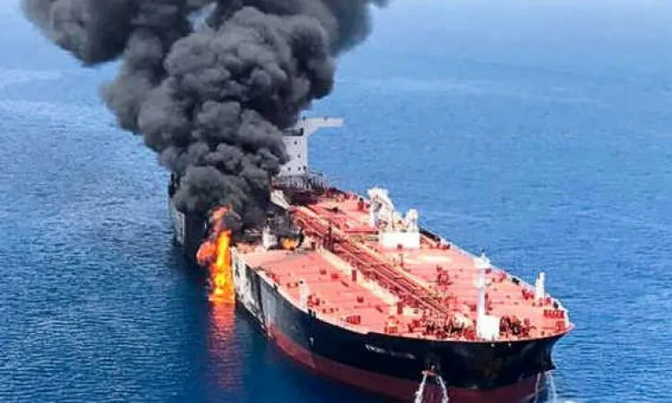 تقرير دولي: الحوثيون يتجهون لتهديد الملاحة في البحر الأحمر بدعم إيراني