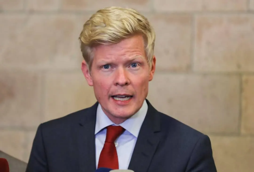 المبعوث الأممي يحذر من انخراط اليمن في الصراع الإقليمي