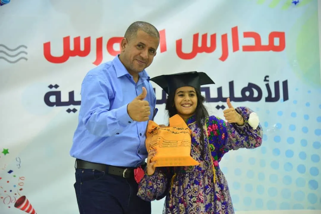 إدانات واسعة ومطالبات بالتحقيق في جريمة اغتيال القيادي الشاعر بعدن