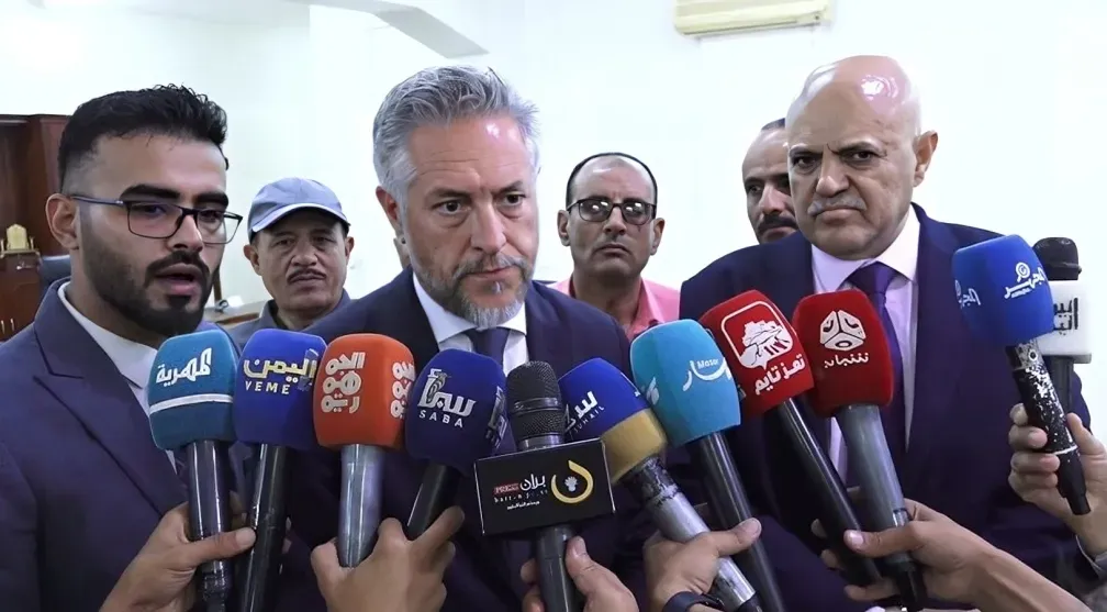 سفير الاتحاد الأوروبي يصل تعز في أول زيارة لبحث التعاون التنموي ودعم الاستقرار