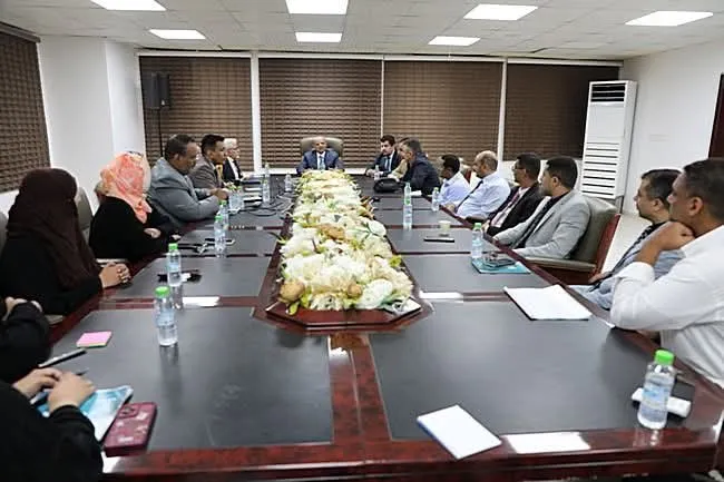 محافظ البنك المركزي يوجه بتشديد الرقابة وتطبيق المساءلة لتعزيز الأداء المؤسسي