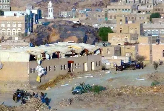 الحوثيون يواصلون اختطاف 14 شخًصا من أبناء حي الحفرة في رداع