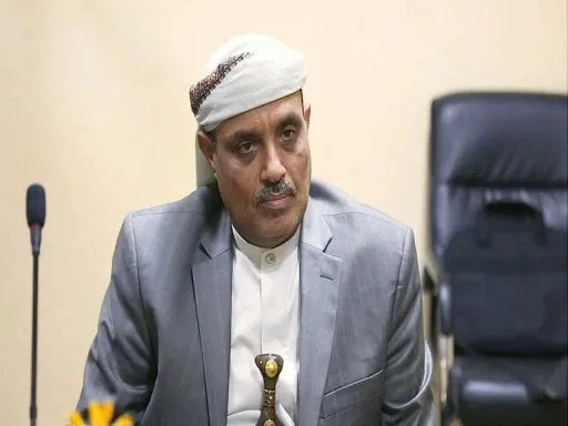 إغلاق مكتب القيادي السامعي يكشف تصاعد الصراع بين الأجنحة الحوثية