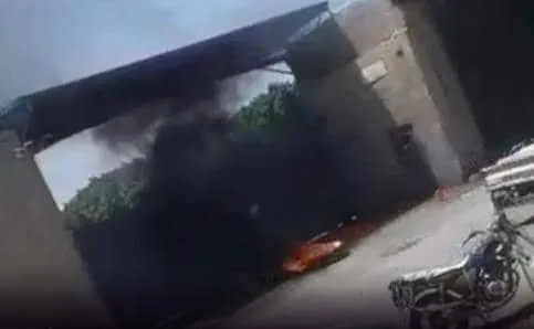 الحوثيون يحاصرون مصنع شملان بصنعاء ويمنعون تشغيله لإجباره على دفع إتاوات