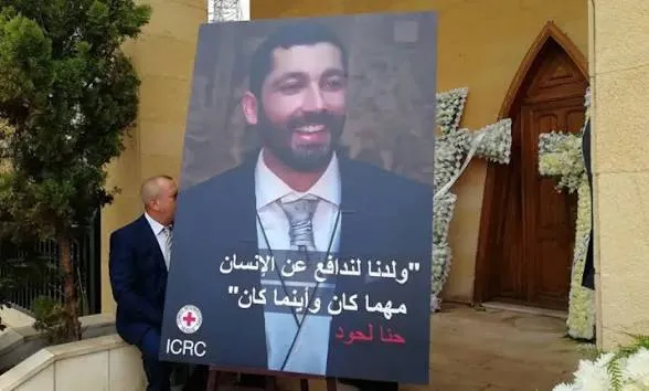 شرطة تعز تلقي القبض على المتهم الرئيسي باغتيال موظف الصليب الأحمر حنا لحود