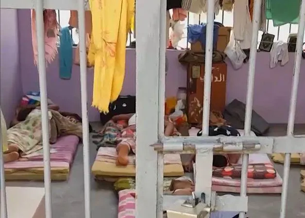 تحقيق: استخبارات الحوثيين تدير شبكة سجون سرية للتعذيب والابتزاز بصنعاء