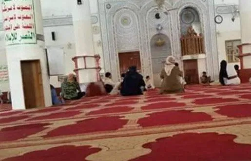 الحوثيون يستبدلون عدداً من خطباء المساجد في ذمار بموالين لهم