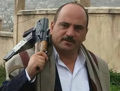 الحوثيون يعتقلون قيادي في إب عقب مهاجمته نجل مؤسس الجماعة
