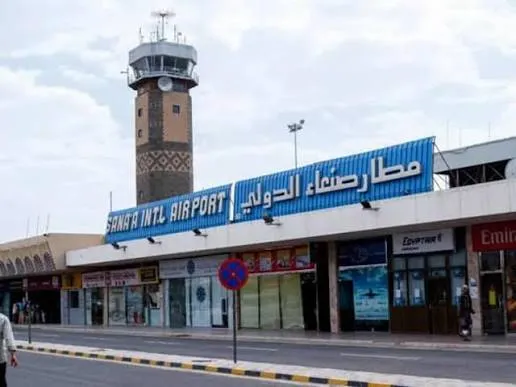 الحكومة تؤكد رفضها لمساعي الحوثيين بتشغيل رحلات إيرانية إلى مطار صنعاء