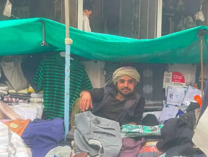 الحوثيون يضاعفون الجبايات على مُلاك البسطات بصنعاء